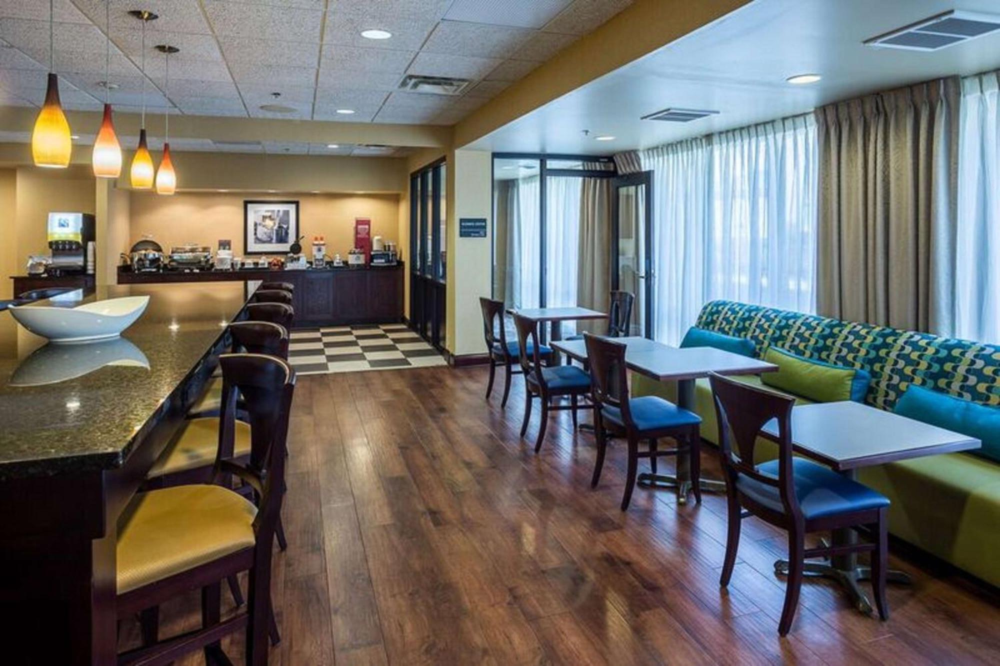 Hampton Inn Somerset Extérieur photo